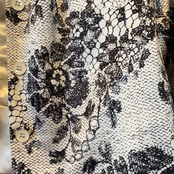 Floral “Scandal” Jacket - Picture 2 of 6